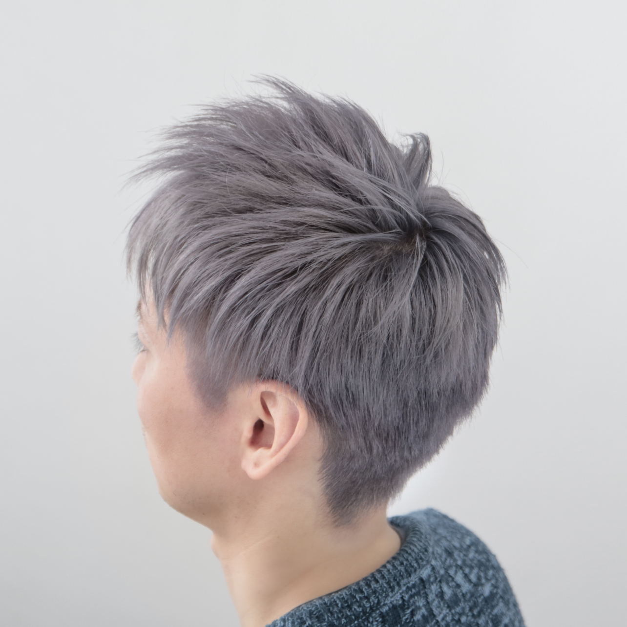 ホワイトシルバー