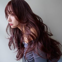 チェリーレッド