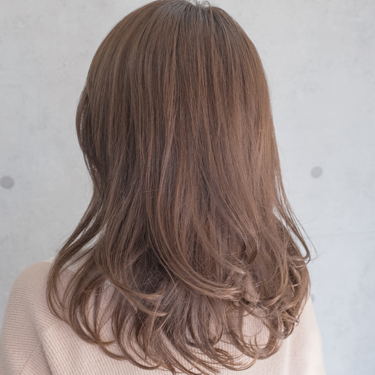 ミルキーベージュ