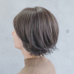 シルバー系グレージュ