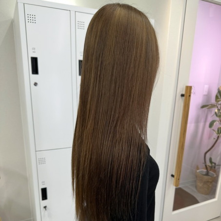 ブラウンベージュ