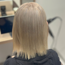 ブロンドベージュ