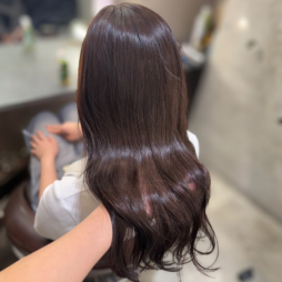 ダークブラウン