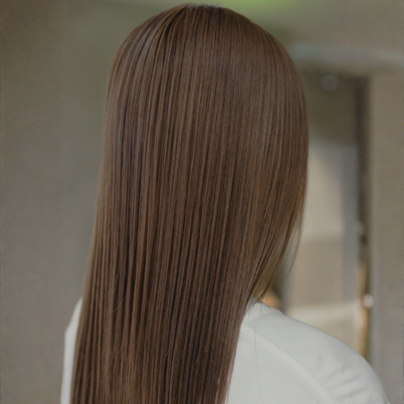 くすみベージュ