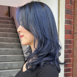 ネイビーブルージュ