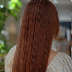 ピンクブラウン