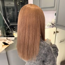 ミルキーベージュ