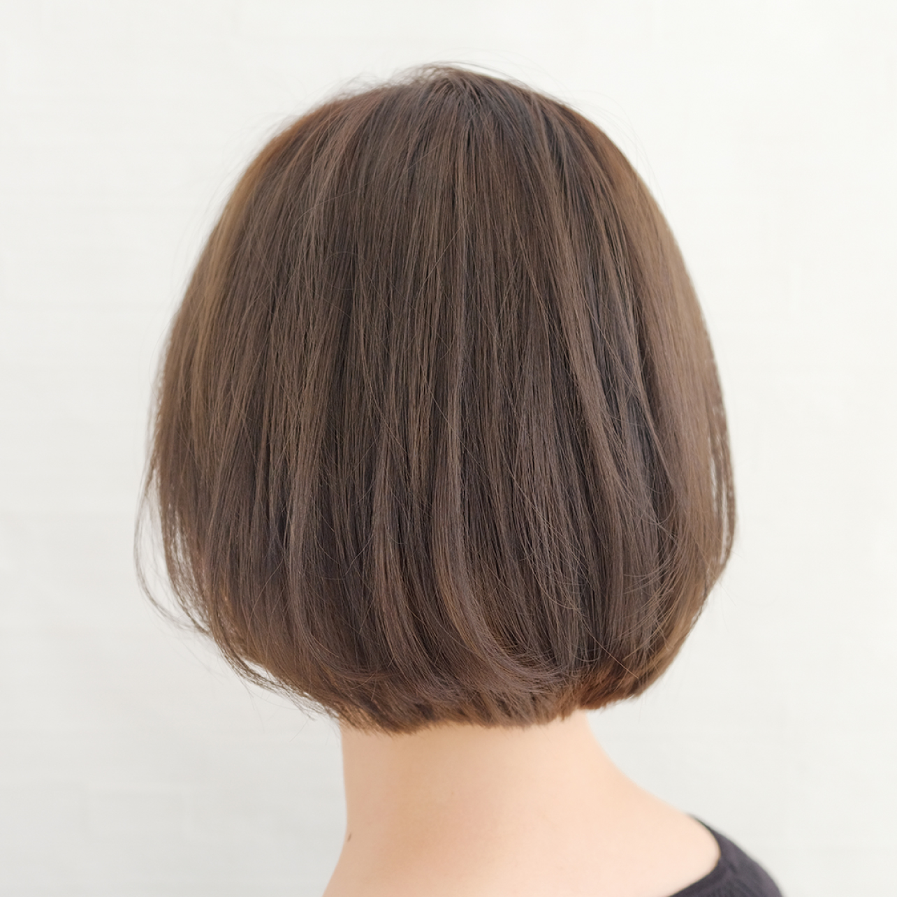 スモーキーグレイ