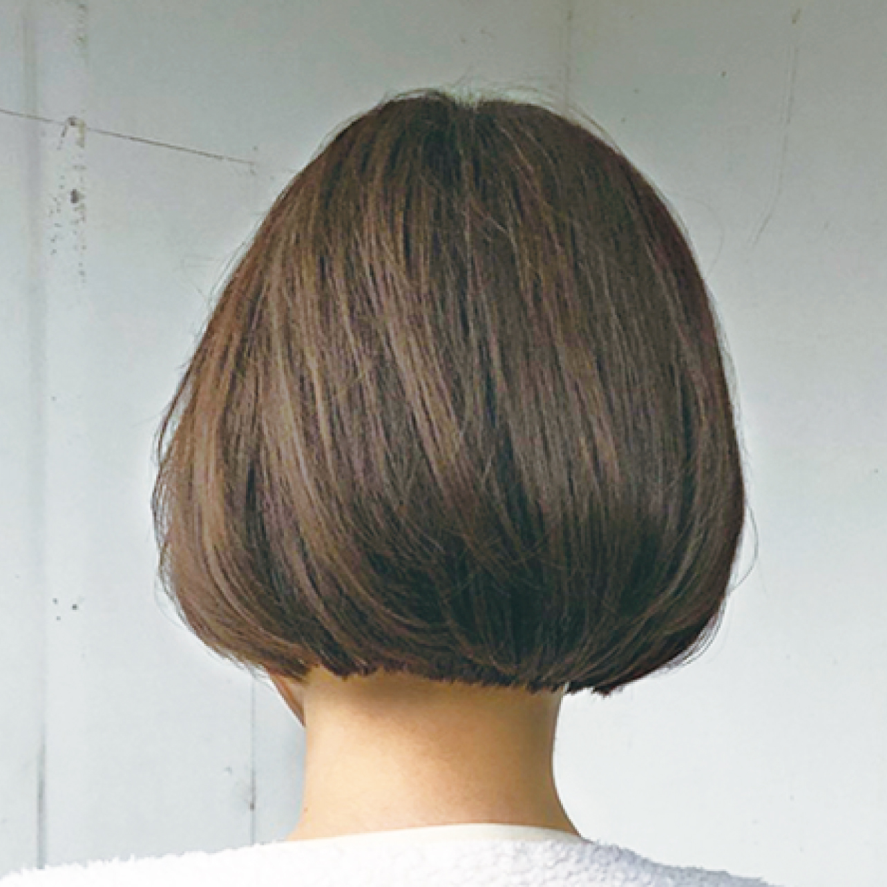 ピンクグレージュ