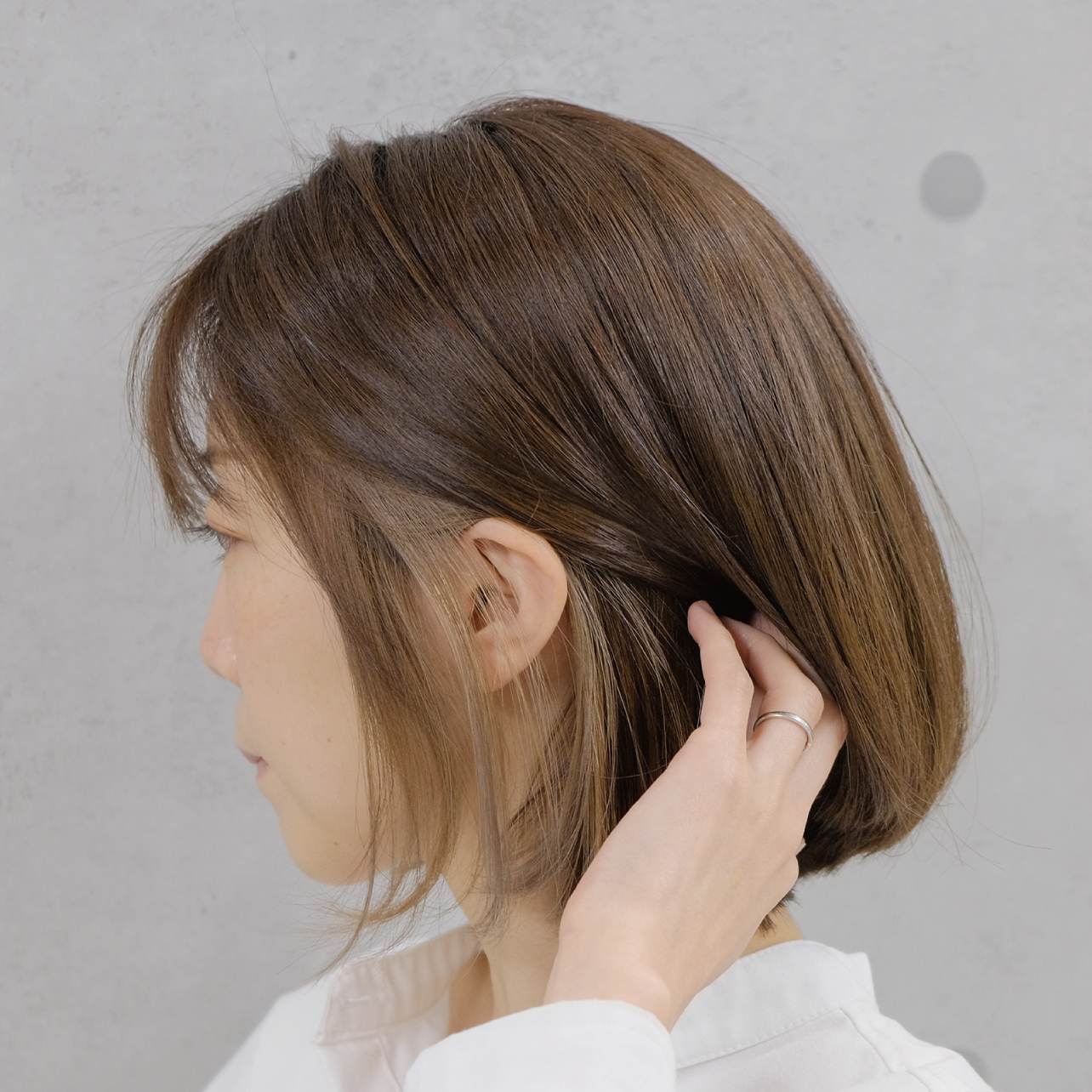 ミルキーベージュ（ポイントカラー）