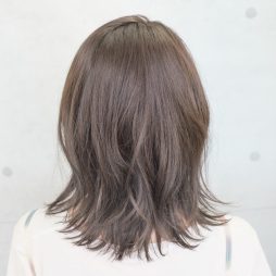 シルバーグレージュ