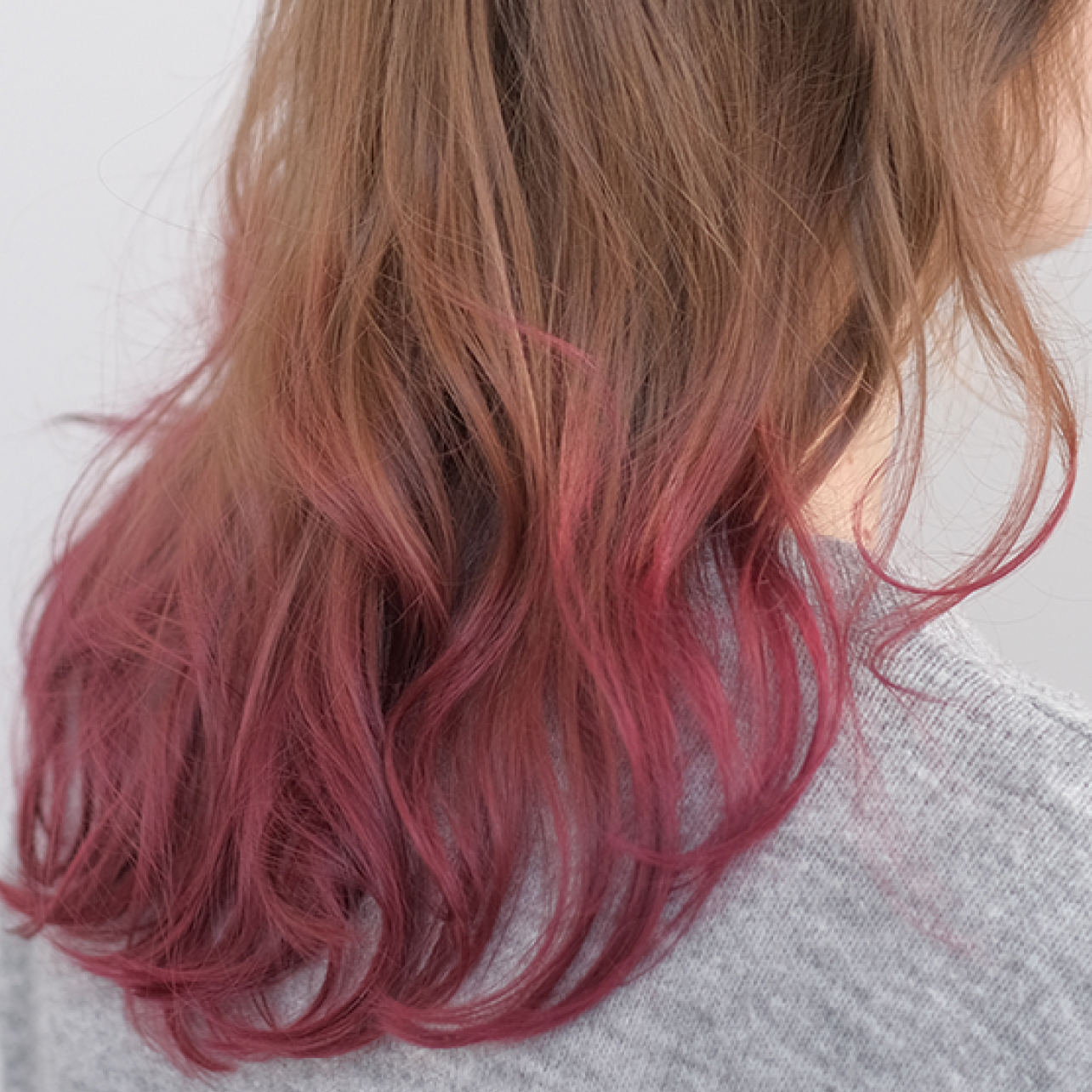 ローズピンク（裾カラー）