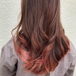 ピンク（裾カラー）